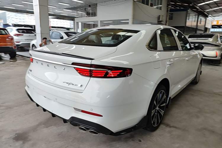 Used Geely Auto Preface 2026 Model Oriental Yao 1.5TD Kunlun Edition