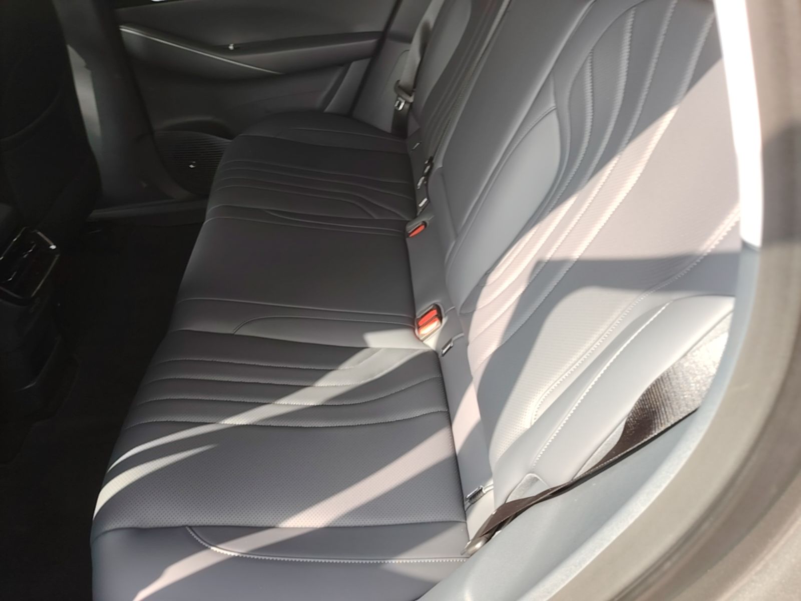 Geely Galaxy E5 2026 Model 610km Exploration+ Edition — снимка 20