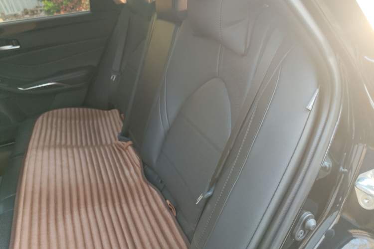 Used Toyota Avalon 2023 2.5L Luxury Edition Left Rear Seat