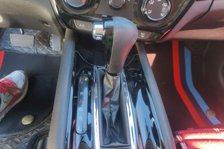 Used Honda Vezel 2017 1.5L CVT 2WD Comfort Model