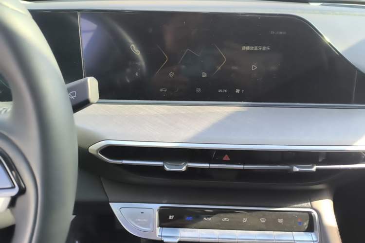 Used CHANGAN Eado 2022 PLUS Blue Whale NE 1.4T GDI DCT Prestige Edition Audio And AC Panel