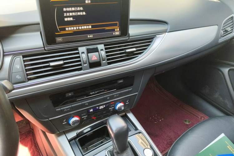 Used Audi A6L 2018 30th Anniversary Edition 35 TFSI Sport Edition Audio And AC Panel