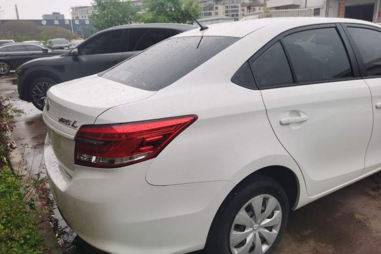 Used Toyota YARiS L Zhi Xiang 2017 1.5E CVT Dynamic Edition
