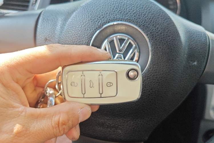 Used Volkswagen Lavida 2013 Restyled Classic 1.6L Automatic Comfort Edition
