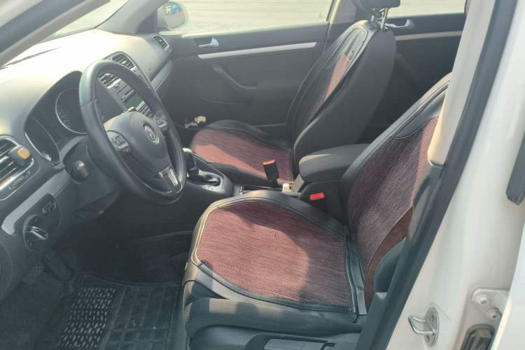 Used Volkswagen Golf 2011 1.4 TSI Comfort Travel Edition
