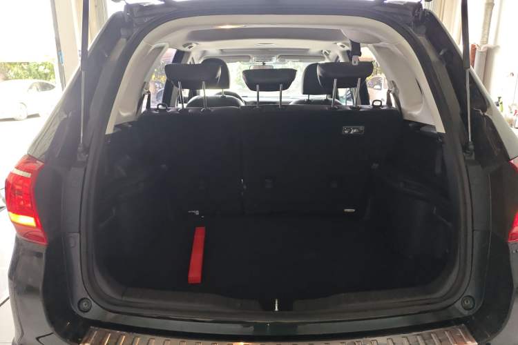 Used Haval H6 2018 Red-Label Sport Edition 1.5T Automatic Two-Wheel Drive Elite Model Trunk