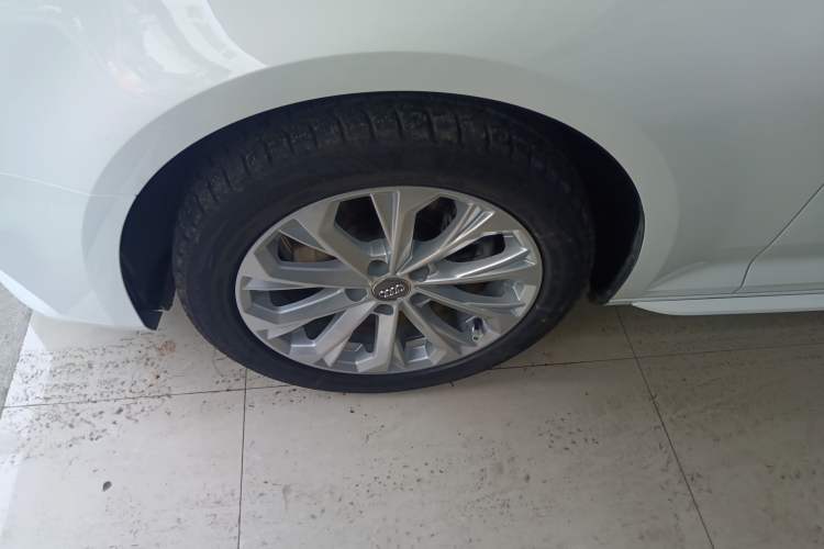 Used Audi A4L 2019 40 TFSI Ambition Version China V