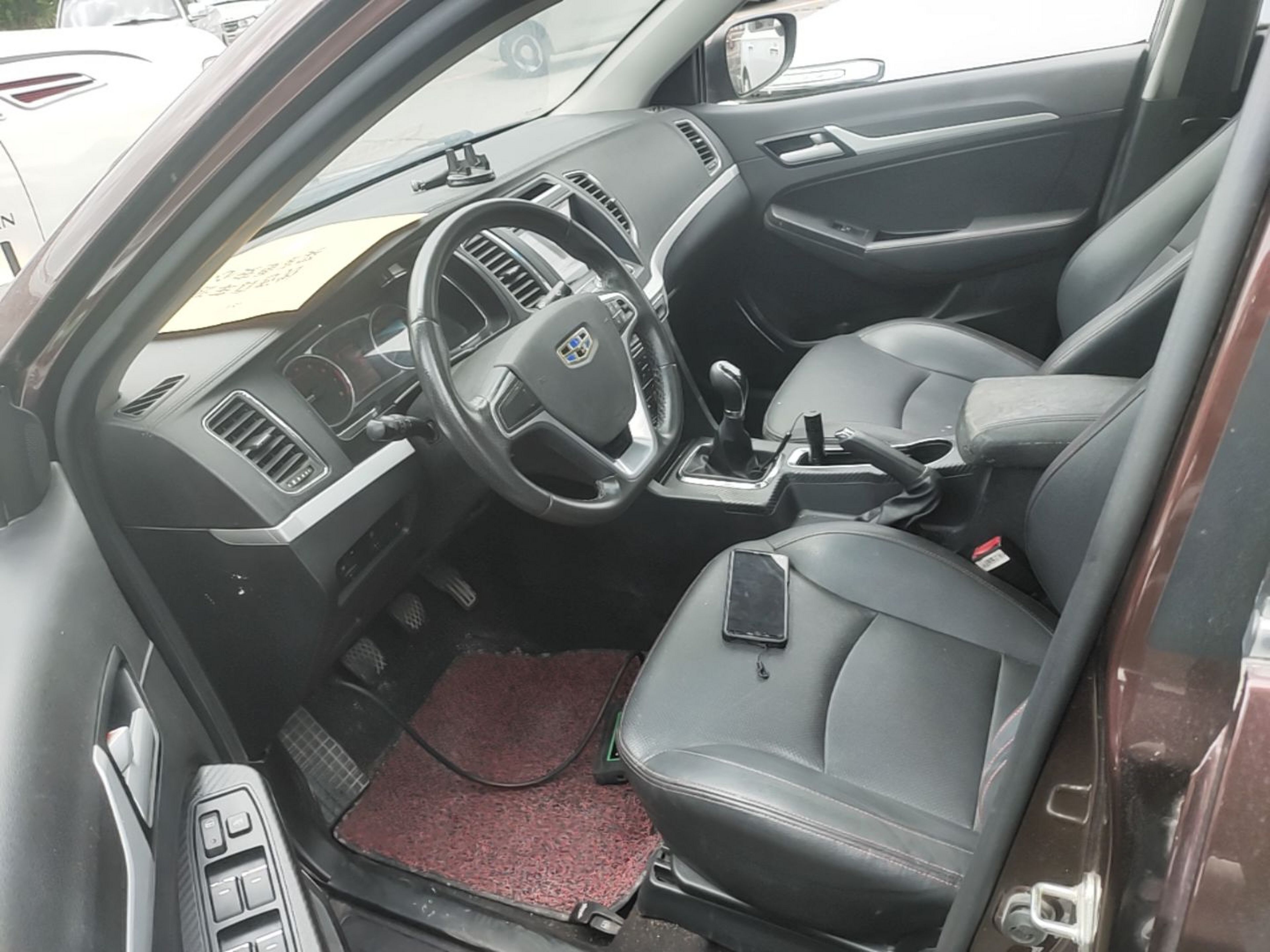 Interior delantero