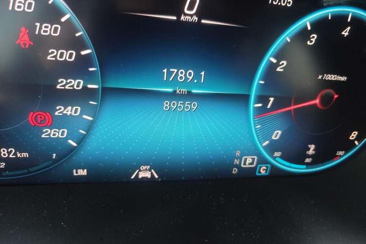 Used Mercedes-Benz GLC 2021 GLC 300 L 4MATIC Dynamic Model