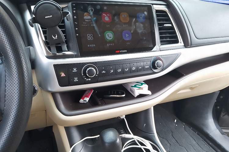 Used Toyota Highlander 2018 2.0T Four-Wheel Drive Elite Edition 7 Seats China V Standard
