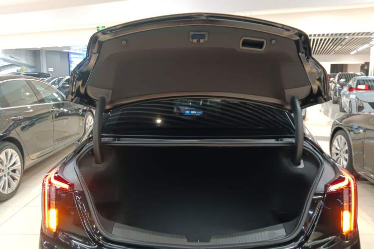 Used Cadillac CT5 2025 28T Track Performance Edition Trunk