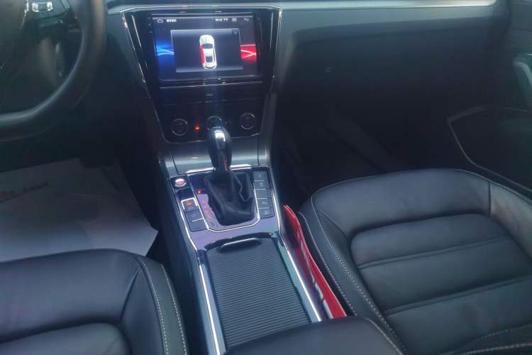 Used Volkswagen Passat 2017 330TSI DSG Luxury Edition