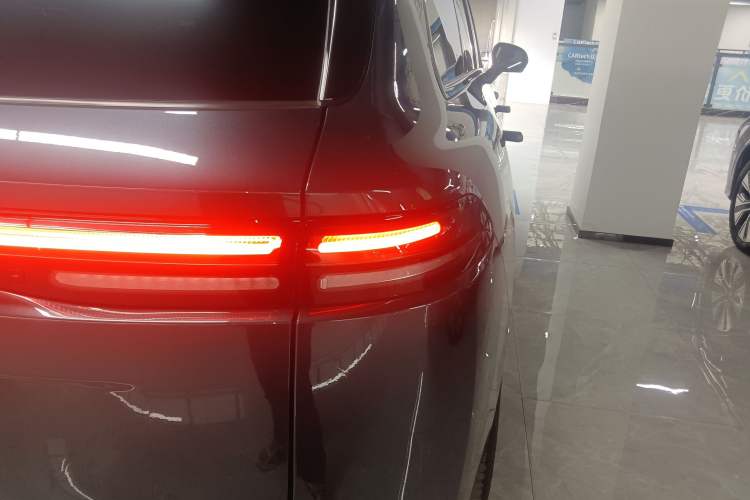 Used Leapmotor C16 2024 Range-Extended 200 Luxury Edition
