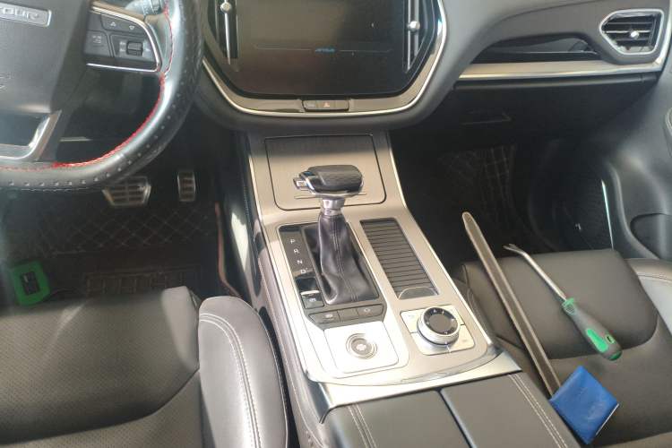 Used JETOUR X70 Coupe 2020 1.6T DCT Cool 5-Seater Gear Lever