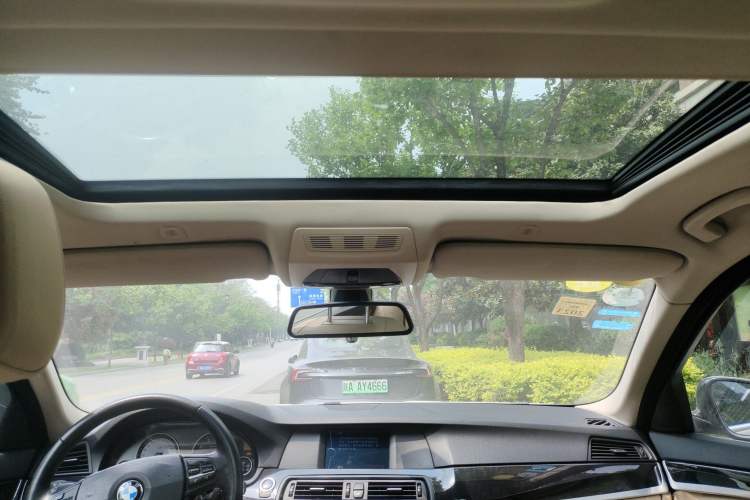 Used BMW 5 Series 2011 523Li Leading Model Headliner