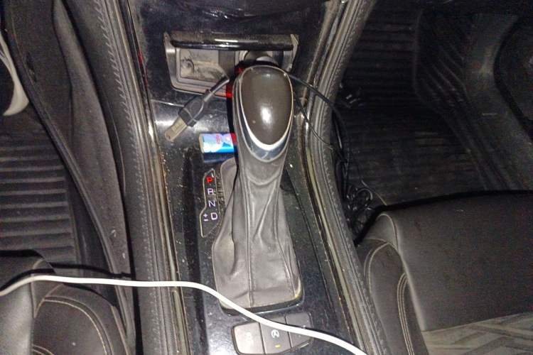 Used Cadillac ATS-L 2016 28T Tech Edition Gear Lever