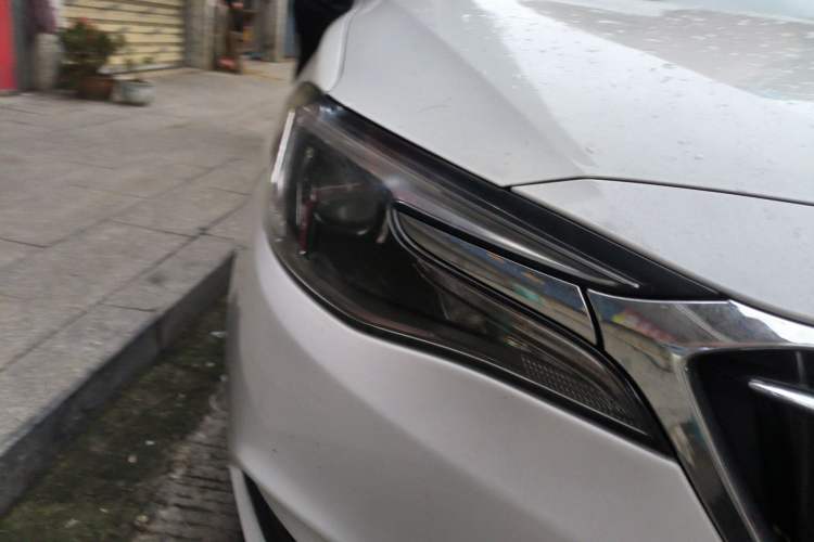 Used Buick GT 2019 18T Automatic Connected Elite Model China VI Standard Right Front Headlight