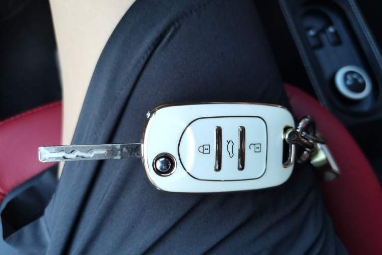 Used Wuling Hongguang MINIEV 2021 Macaron Fashion Model Lithium Iron Phosphate