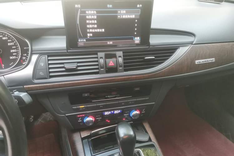 Used Audi A6L 2018 30th Anniversary Edition 45 TFSI quattro Luxury Model Audio And AC Panel