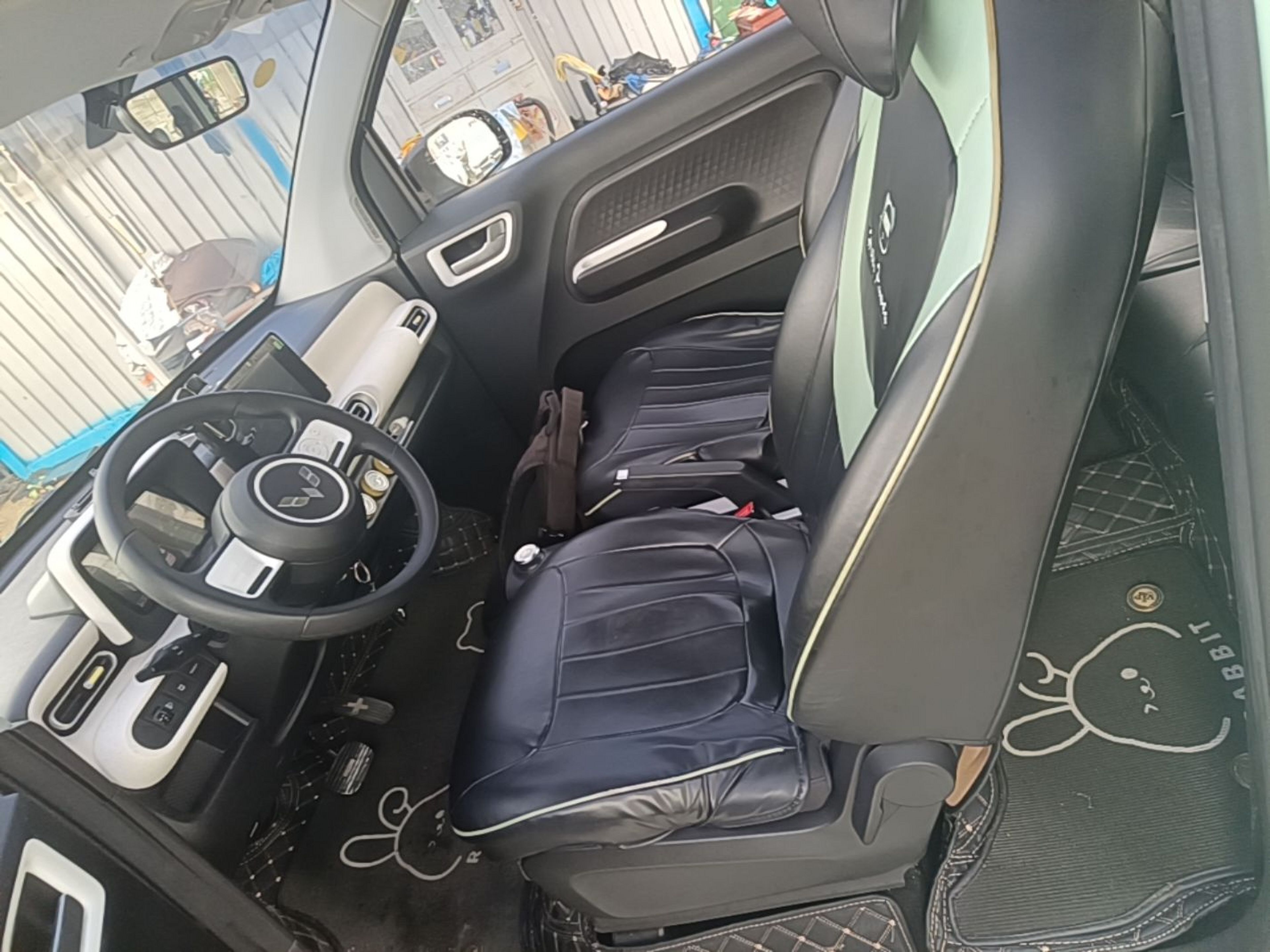 Interior delantero