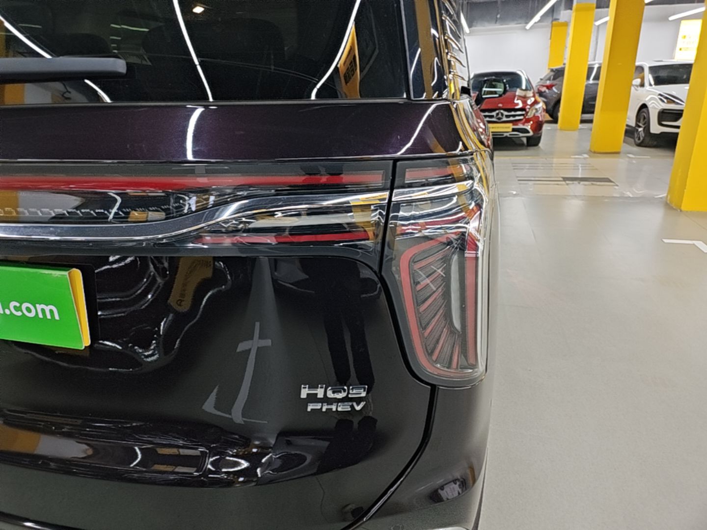 Hongqi HQ9 PHEV 2024 2.0T Four-Wheel Drive Luxury Edition — снимка 9