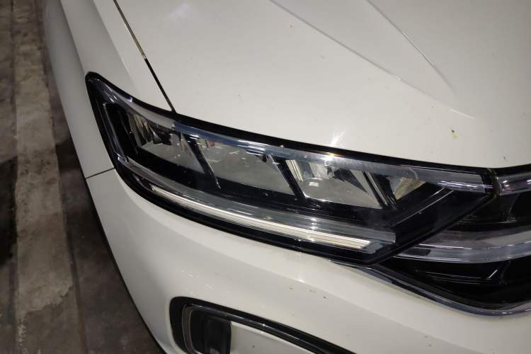 Used Volkswagen T-ROC 2023 280TSI DSG Two-Wheel Drive Time Edition Right Front Headlight