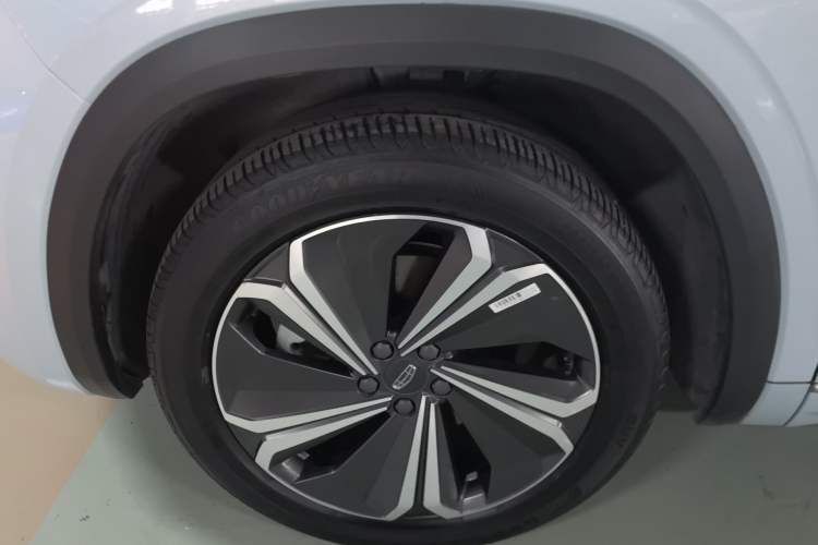 Used Geely Auto Monjaro L 2022 1.5T Thunder Hi·F Plug-in Hybrid Super Rui
