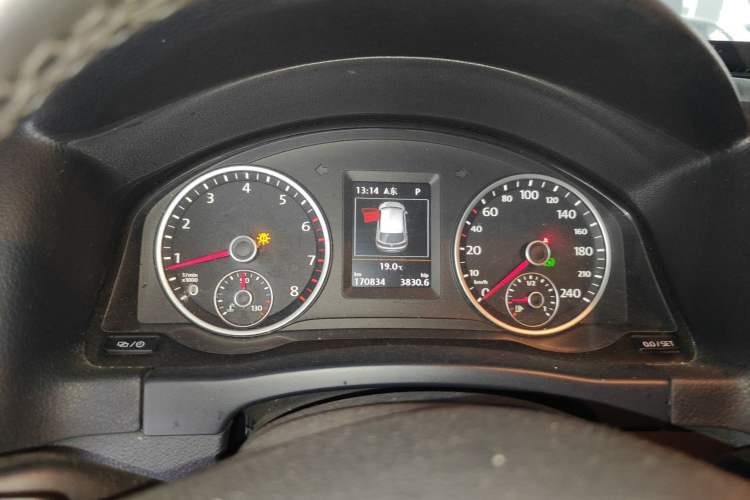 Used Volkswagen Tiguan 2015 1.8TSI Automatic Two-Wheel Drive Luxury Model Instrument Cluster