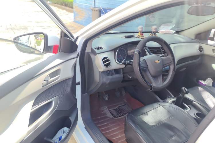 Used Chevrolet Sail 2015 Sail 3 1.3L Manual with Ideal Sunroof Edition
