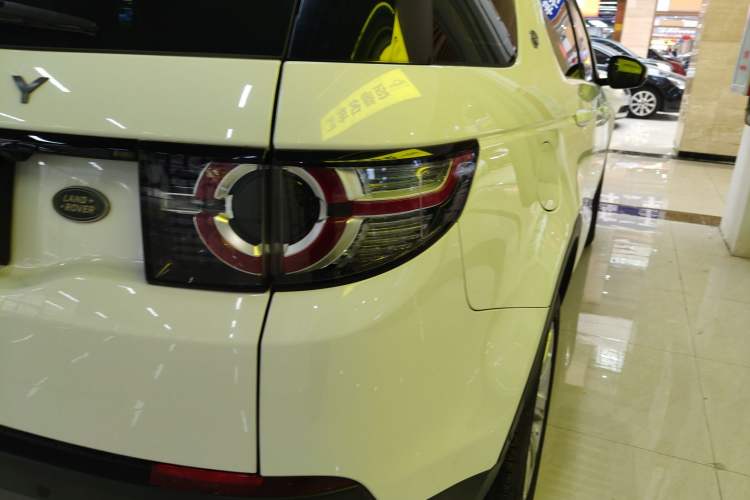 Used Land Rover Discovery Sport 2019 240 PS SE Version China V Standard