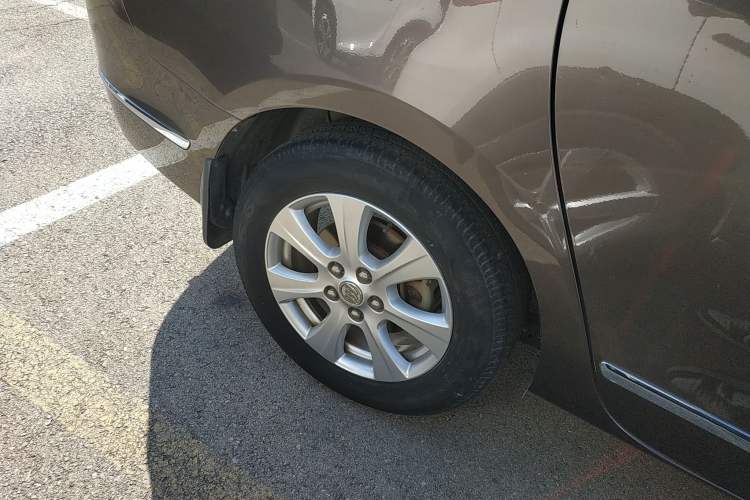 Used Buick GL8 2014 3.0L GT Luxury Business Haoya Edition