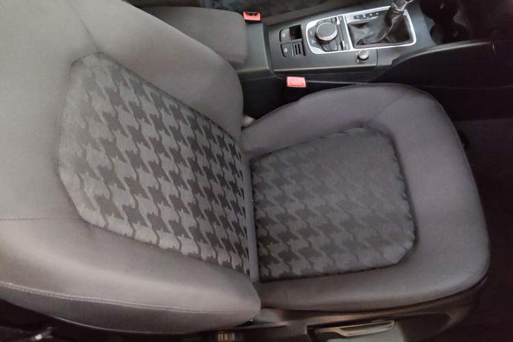 Used Audi A3 2014 Limousine 35 TFSI Automatic Advanced Model
