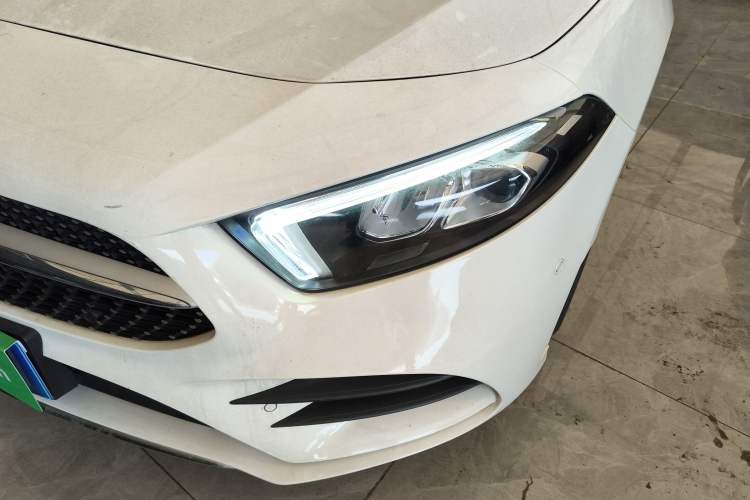 Used Mercedes-Benz A-Class 2022 Restyled A 200 L Sport Sedan Fashion Version Left Front Headlight