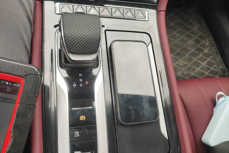 Used Hongqi H5 2025 1.5T DCT Qiyun 500 000th Unit Commemorative Edition