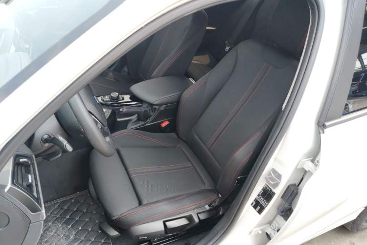 Used BMW 1 Series 2018 118i Sport Design Package
