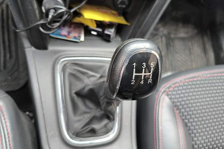 Used Chery Tiggo 3 2016 1.6L Manual ZhiShang Edition
