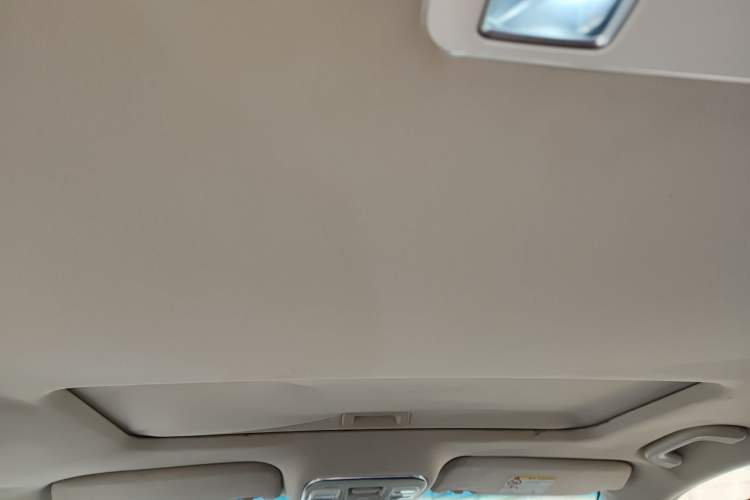 Used Geely Auto Emgrand GL 2017 1.8L Manual Elite Model
