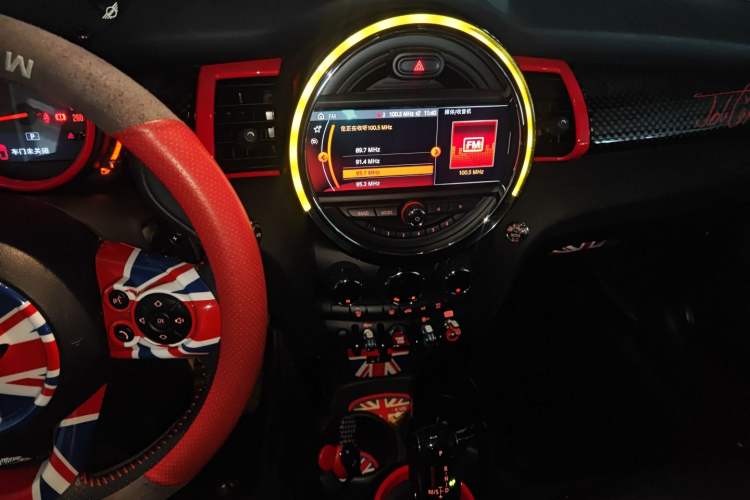 Used MINI 2019 2.0T COOPER S Classic Edition
