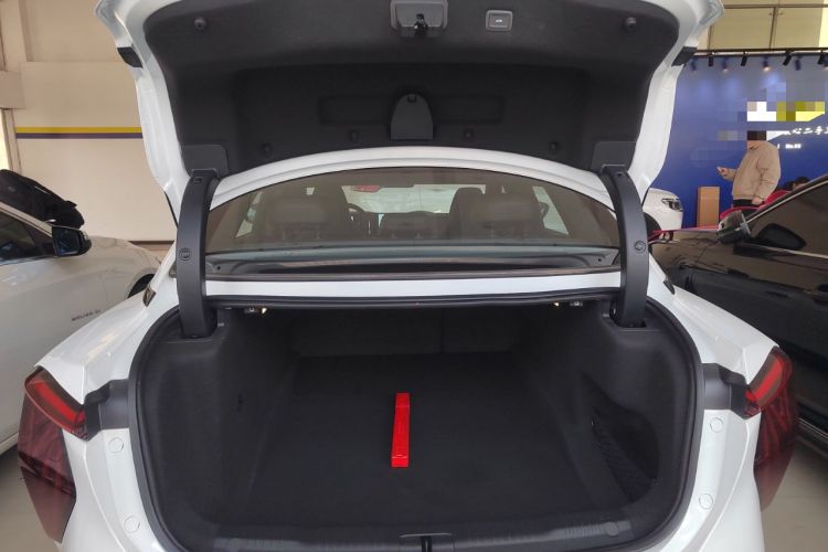 Used Hongqi EH7 2024 690 Pro
