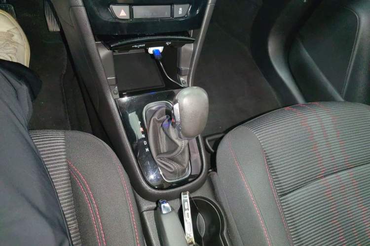 Used Buick Encore 2017 18T Automatic Two-Wheel Drive Urban Leading Model Gear Lever