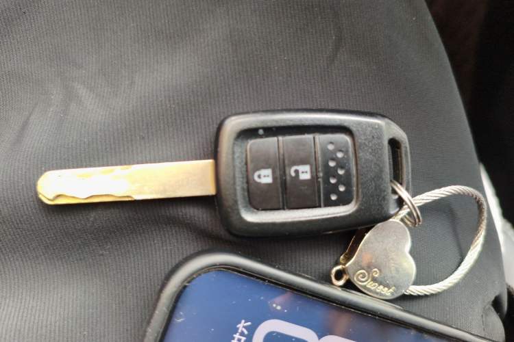 Used Honda Fit 2016 1.5L LXS CVT Comfort Sunroof Version Vehicle Key