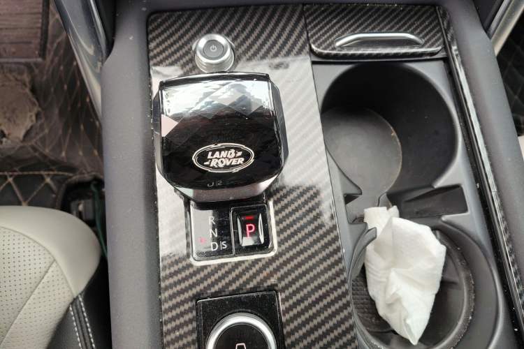 Used Land Rover Discovery 2021 360 PS R-Dynamic SE