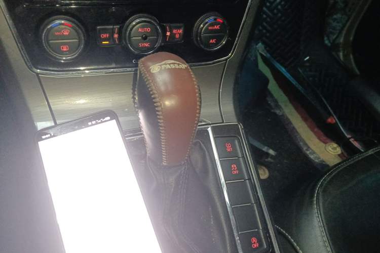 Used Volkswagen Passat 2016 330TSI DSG Luxury Edition