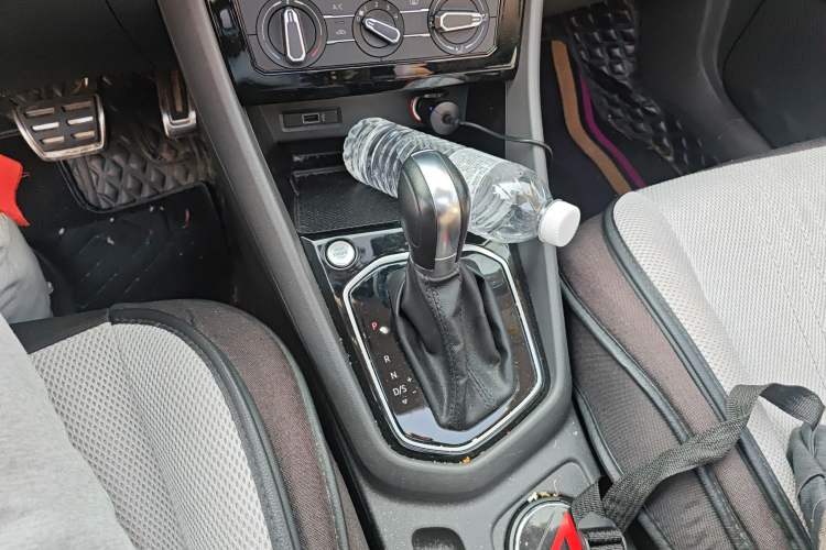 Used Jetta VS7 2020 1.4T Automatic Enjoyment Model
