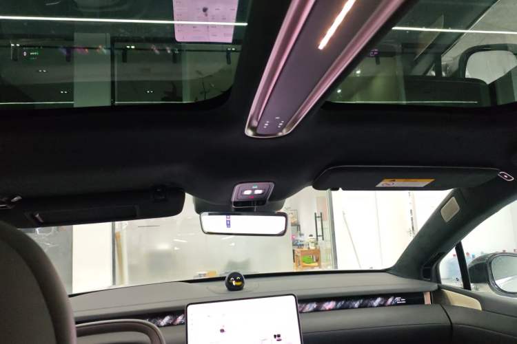 Used Nio ET9 2025 100 kWh Headliner