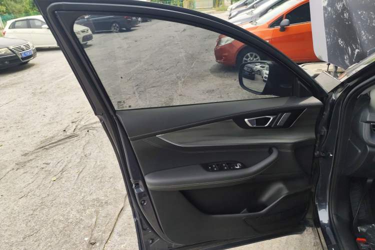 Used Chery Tiggo 8 PLUS 2022 290TGDI DCT Haoting Edition