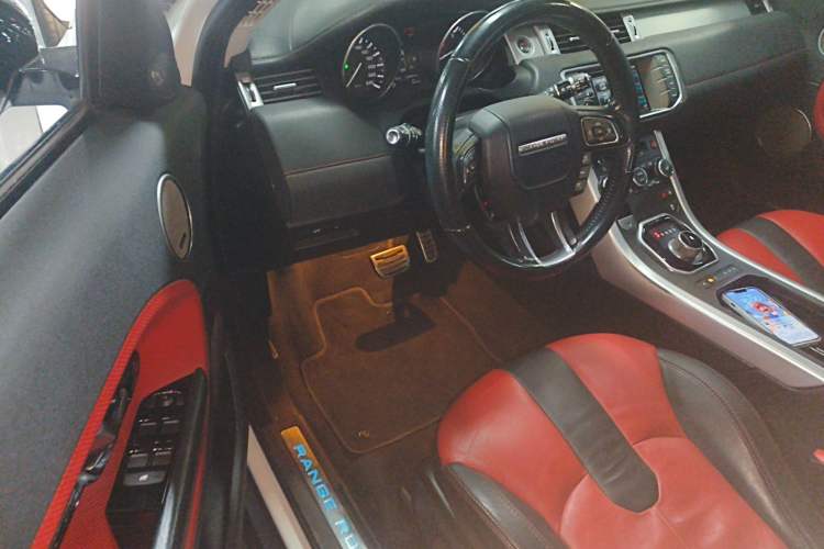 Used Land Rover Range Evoque 2014 2.0T 5-Door Ignite Edition Driver Seat