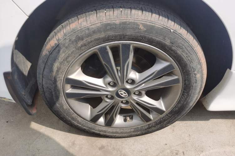 Used Hyundai Elantra (6th Generation / Lingdong) 2016 1.4T Dual-Clutch Xuan Dong · Dynamic Version Right Rear Wheel Hub