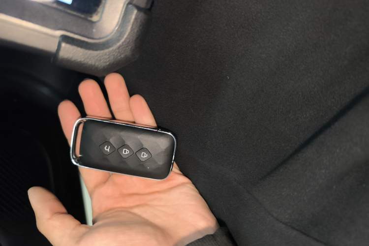 Used Wuling Xingguang S 2024 510 km Flagship Version Vehicle Key