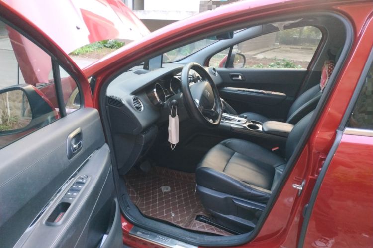 Used Peugeot 3008 2015 2.0L Automatic Classic Edition